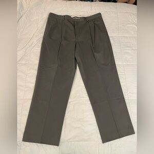 L.L. Bean Gray Dress Pants Classic Straight-Leg Cut 42x32 Gorpcore EUC Office
